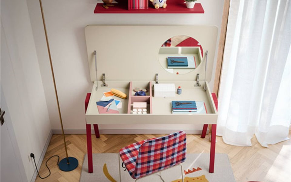 BedHabits desk 600x400 16